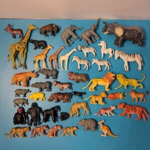 Wild Toy Animals Bundle 43 pieces